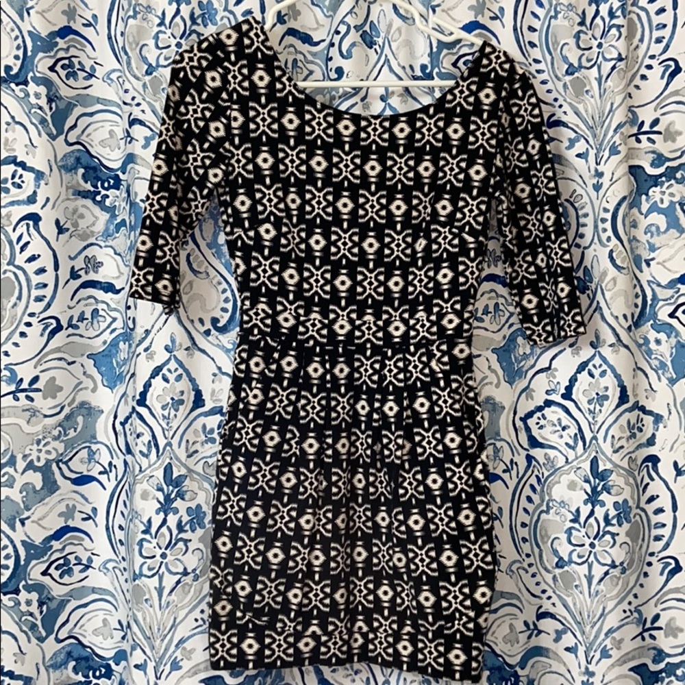 Stretch Black & White Pocketed Mini Dress